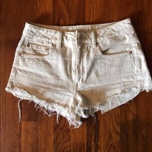 American eagle shorts size 6